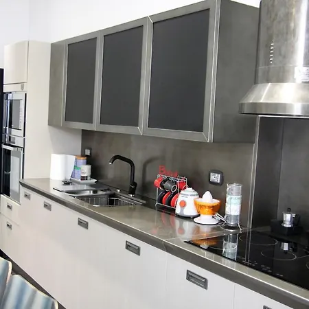 דירה Royal Apt קאסרטה